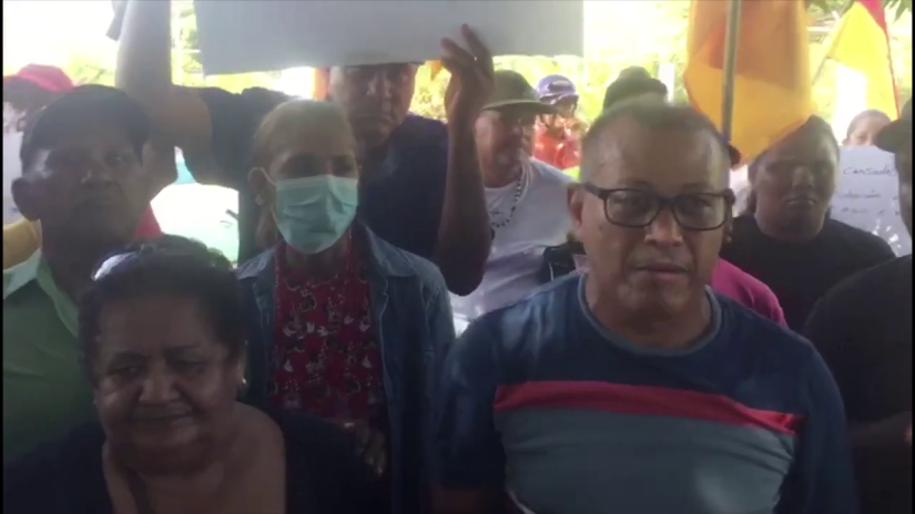 Organizaciones sindicales de san francisco de Macorís realizan protesta por falta de agua